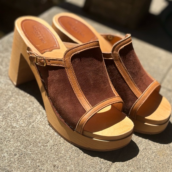 Swedish Brown and Suede Clogs - Picture 2 of 6